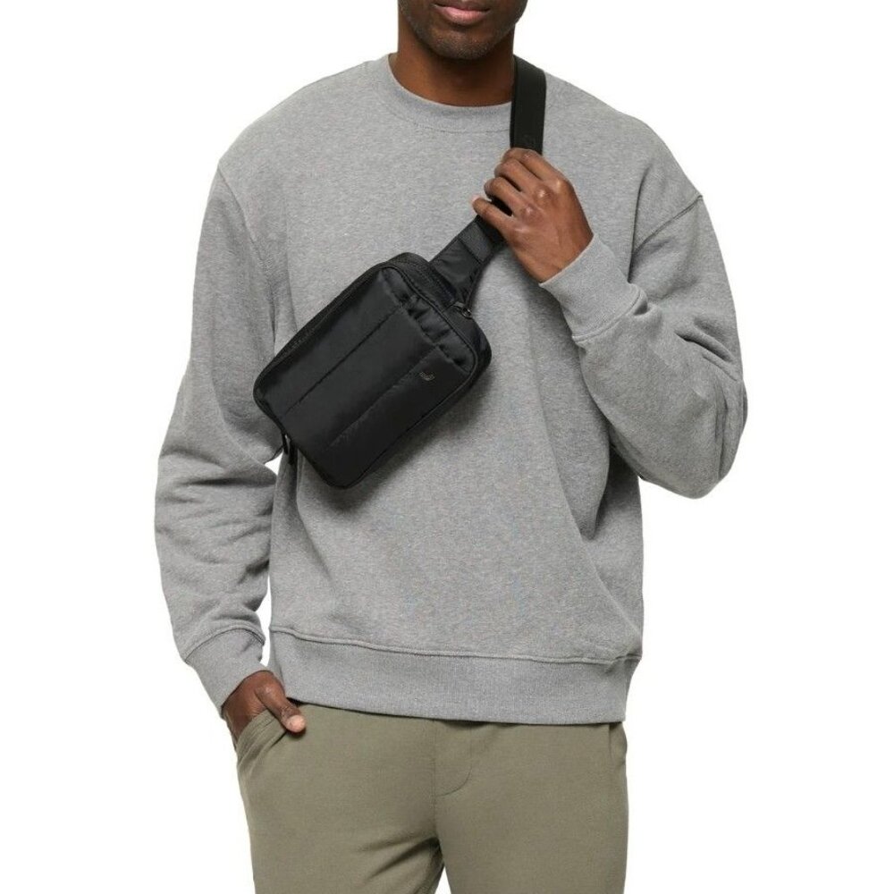 Lolë Unisex Black Crossbody Handwarmer Belt Bag Fanny Pack Faux Fur Adjustable - Picture 9 of 10